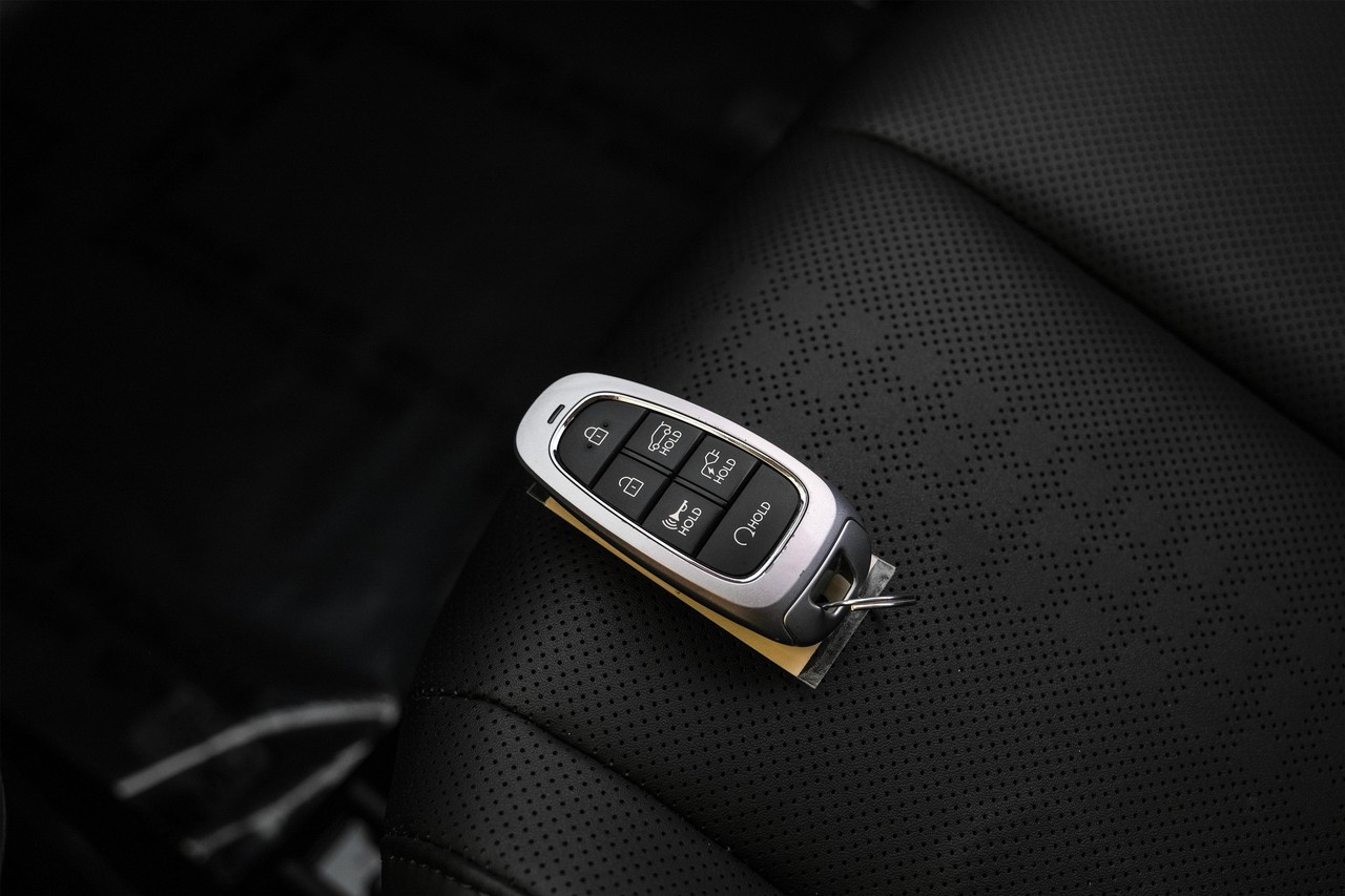 Hyundai IONIQ 5 Vehicle Main Gallery Image 50