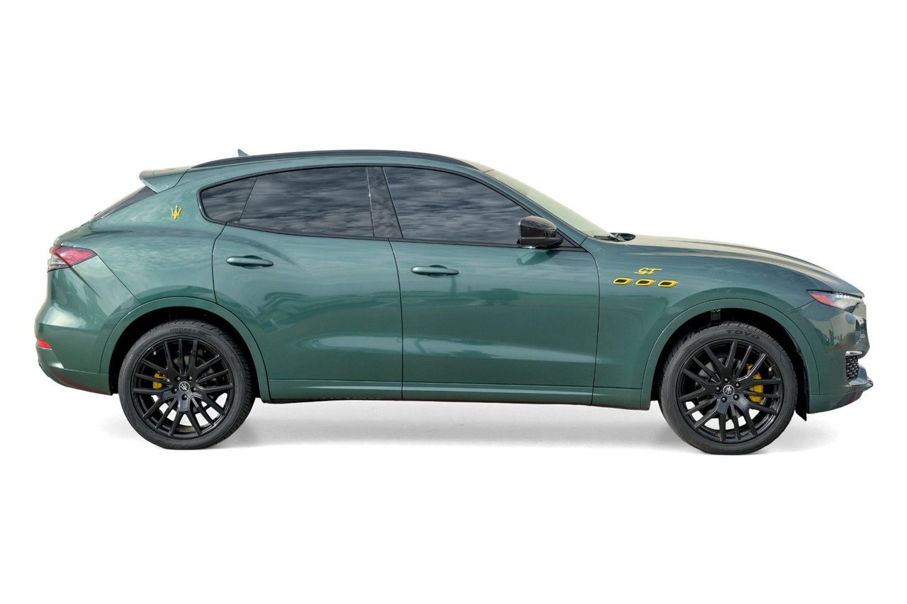 Maserati Levante Vehicle Main Gallery Image 08