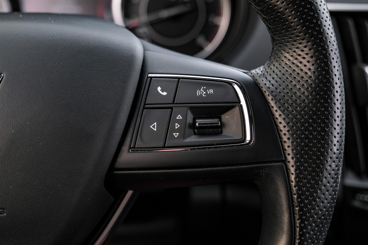 Maserati Levante Vehicle Main Gallery Image 18