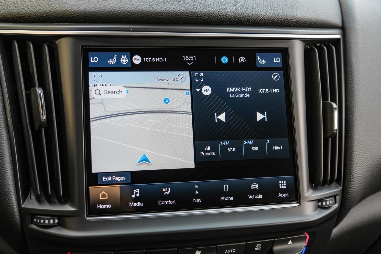 Maserati Levante Vehicle Main Gallery Image 28