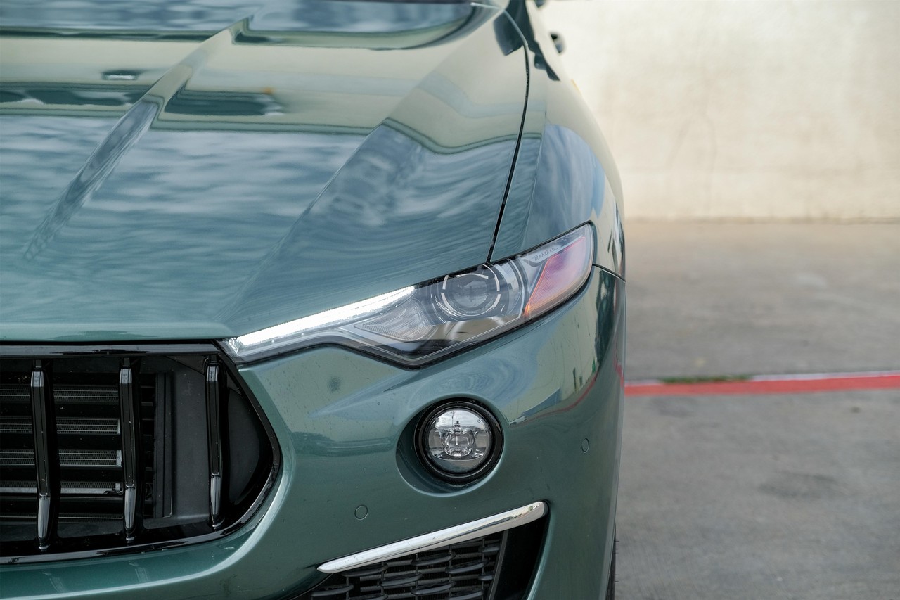 Maserati Levante Vehicle Main Gallery Image 44
