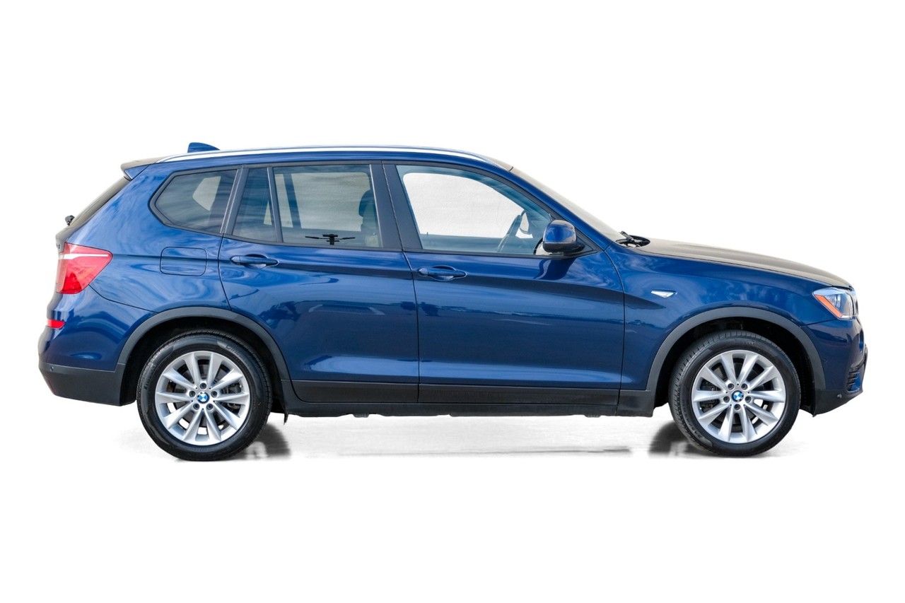 BMW X3 Vehicle Main Gallery Image 07
