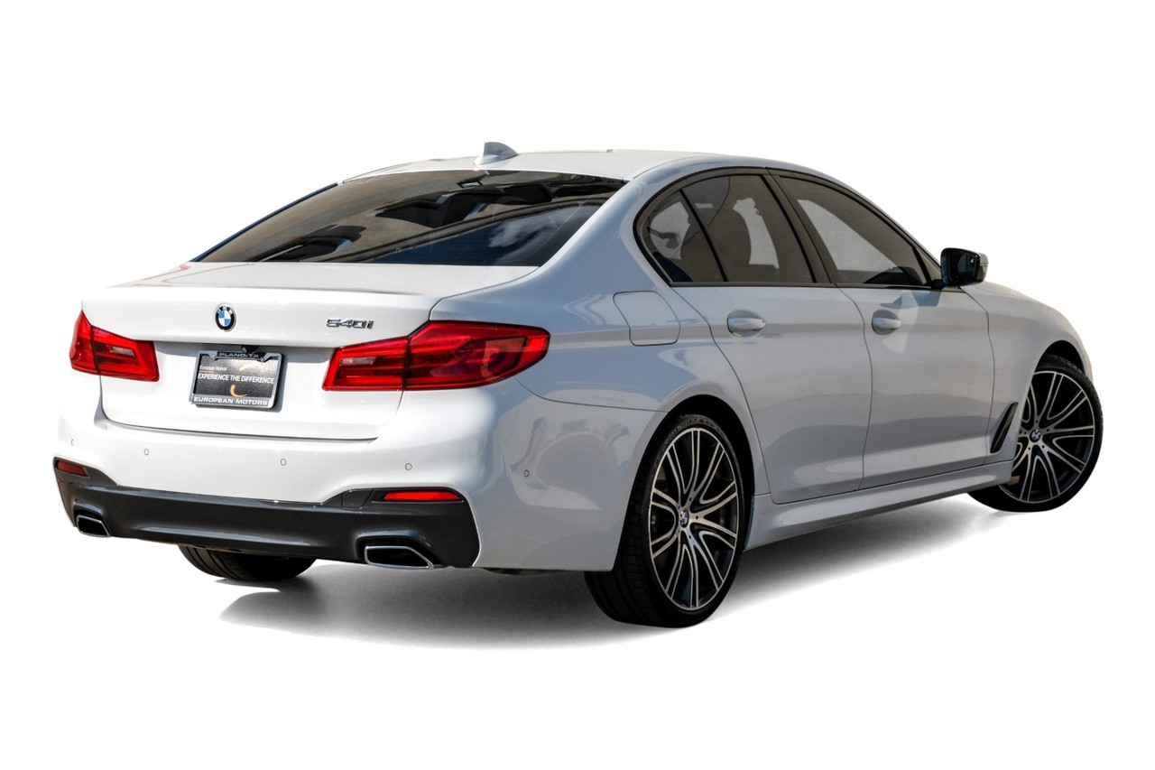 BMW 5 Series Vehicle Main Gallery Image 09