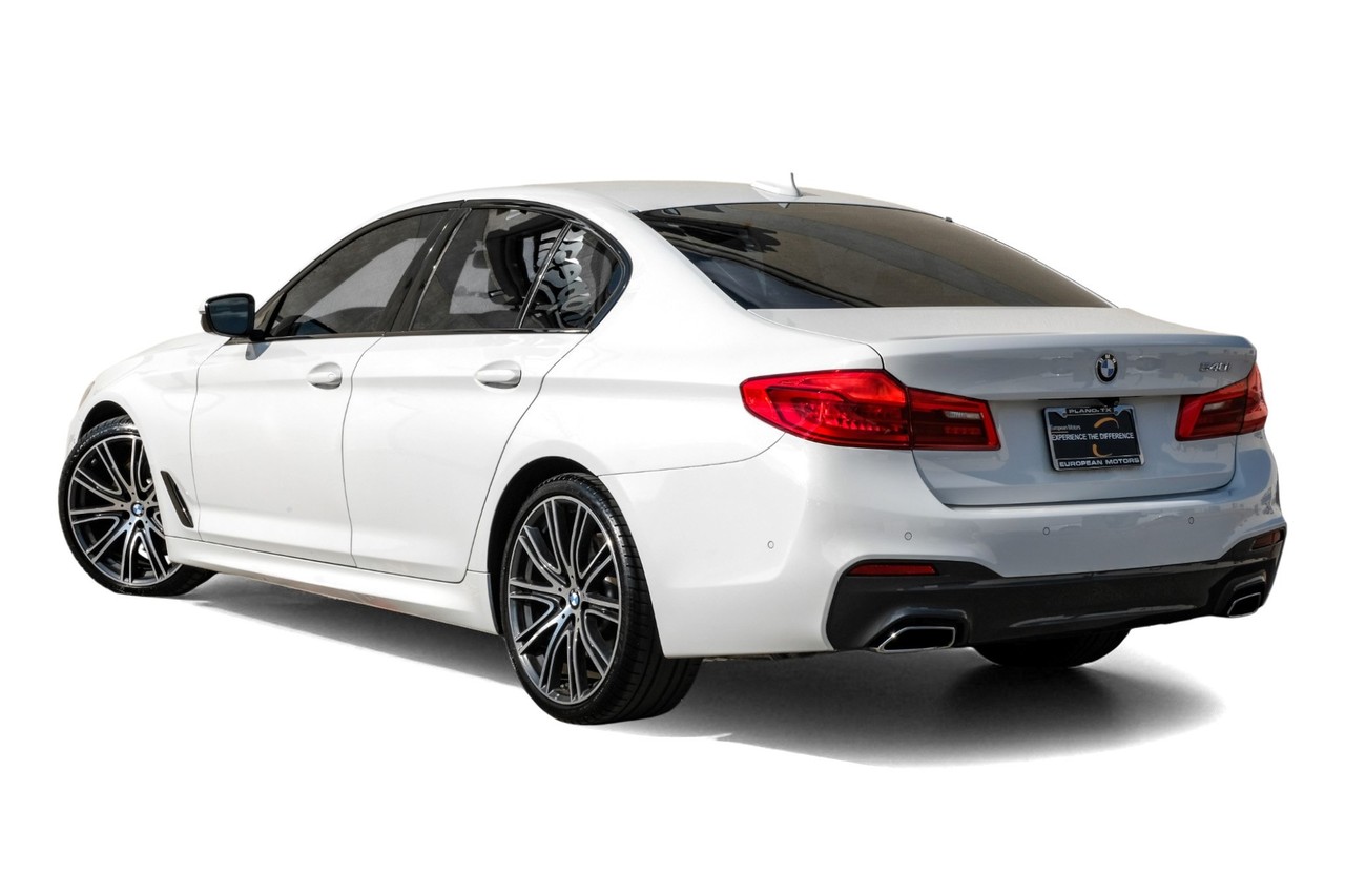 BMW 5 Series Vehicle Main Gallery Image 11
