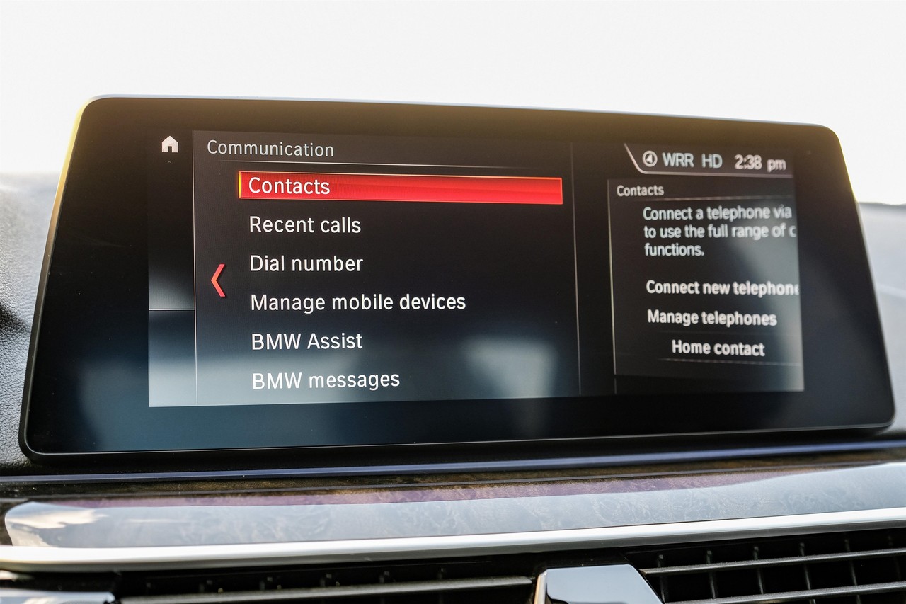 BMW 5 Series Vehicle Main Gallery Image 29