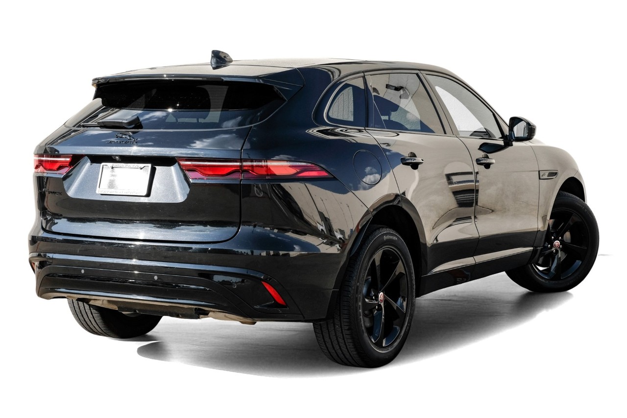 Jaguar F-Pace Vehicle Main Gallery Image 09