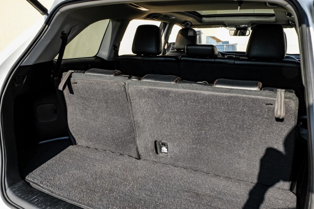 Toyota Highlander Vehicle Main Gallery Image 46