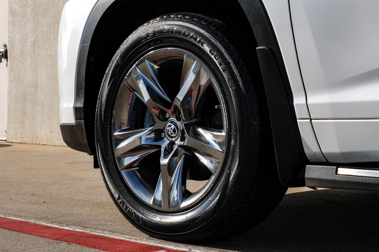 Toyota Highlander Vehicle Main Gallery Image 50