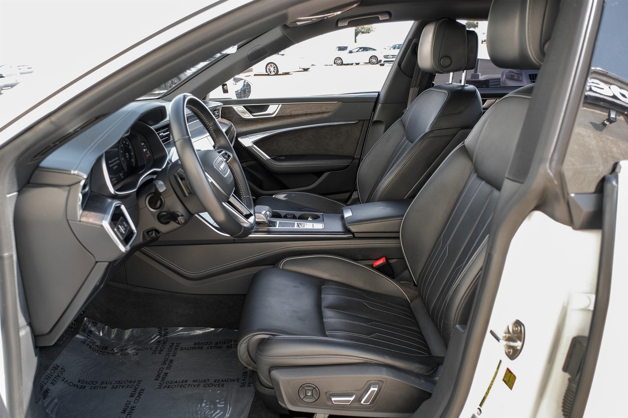 Audi A7 Vehicle Main Gallery Image 05