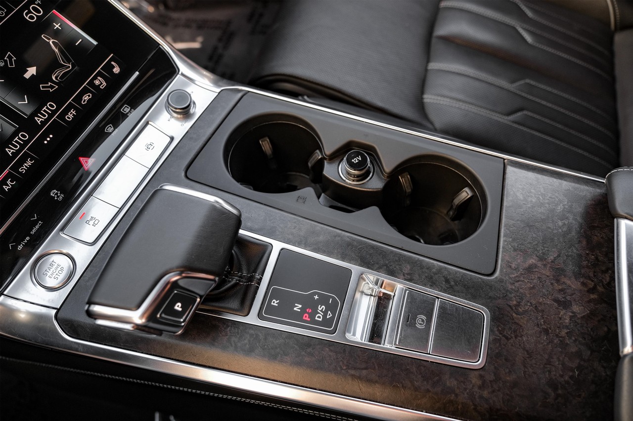 Audi A7 Vehicle Main Gallery Image 26