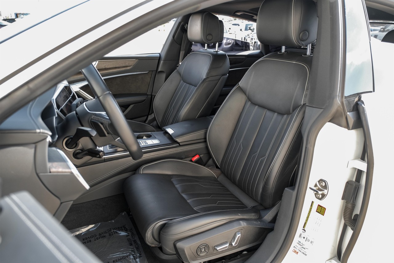 Audi A7 Vehicle Main Gallery Image 30