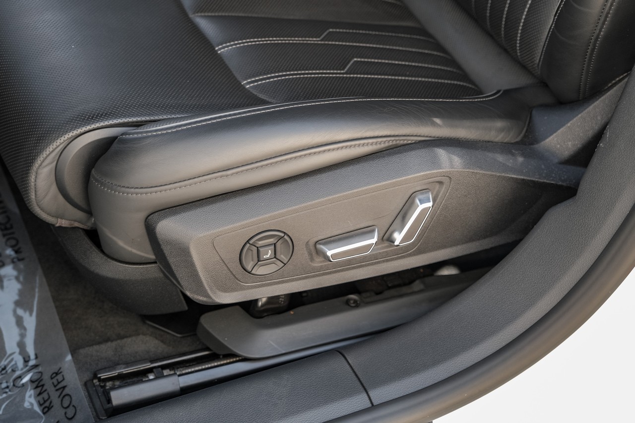 Audi A7 Vehicle Main Gallery Image 31