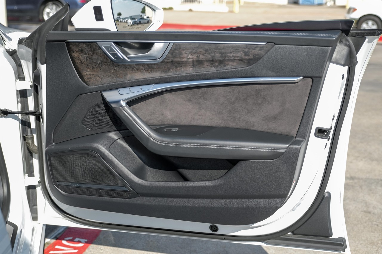 Audi A7 Vehicle Main Gallery Image 42