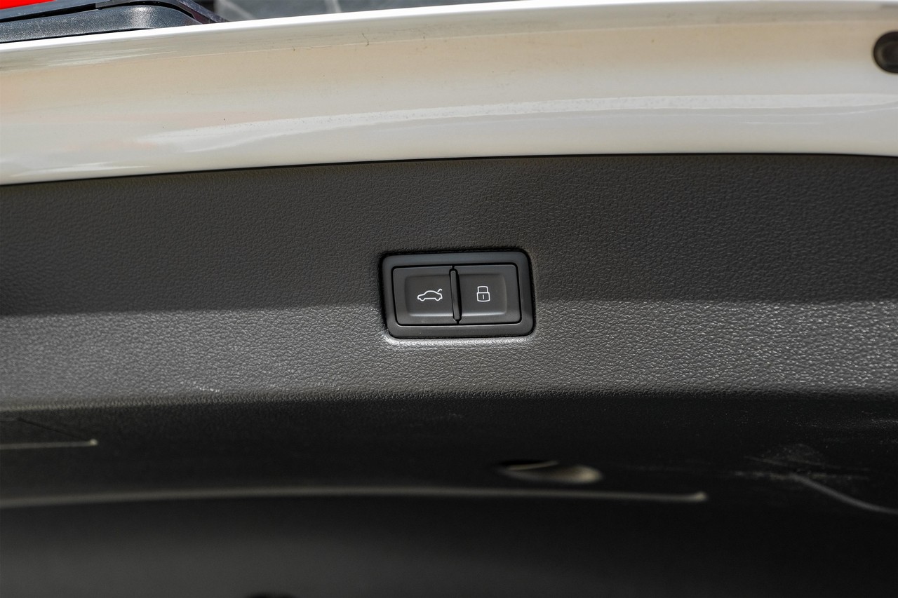 Audi A7 Vehicle Main Gallery Image 49