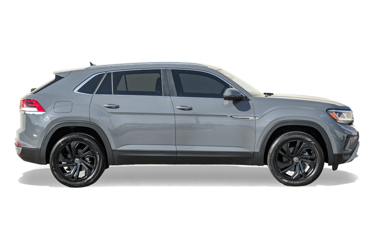 Volkswagen Atlas Cross Sport Vehicle Main Gallery Image 08