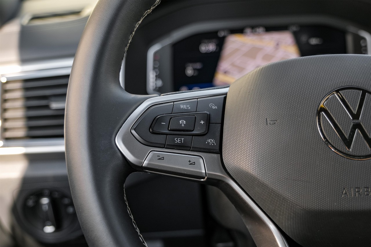 Volkswagen Atlas Cross Sport Vehicle Main Gallery Image 17