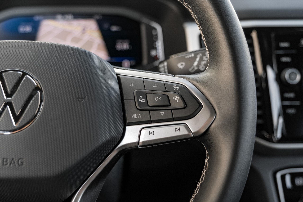 Volkswagen Atlas Cross Sport Vehicle Main Gallery Image 18
