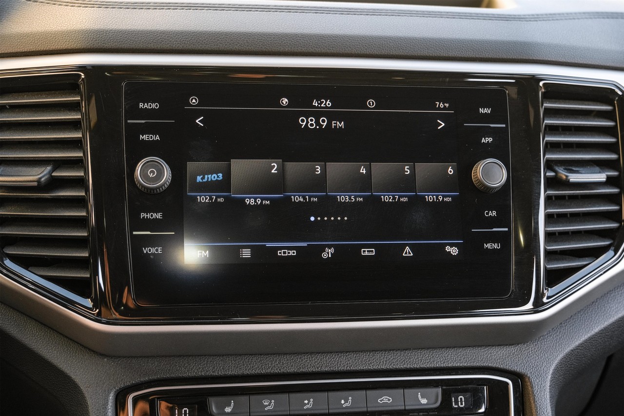 Volkswagen Atlas Cross Sport Vehicle Main Gallery Image 28