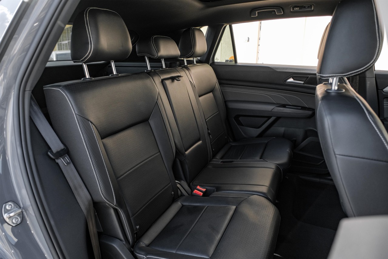 Volkswagen Atlas Cross Sport Vehicle Main Gallery Image 35