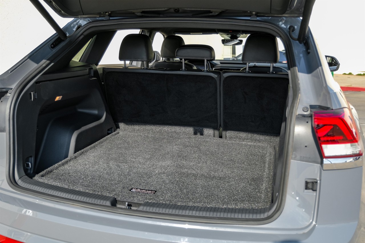 Volkswagen Atlas Cross Sport Vehicle Main Gallery Image 48