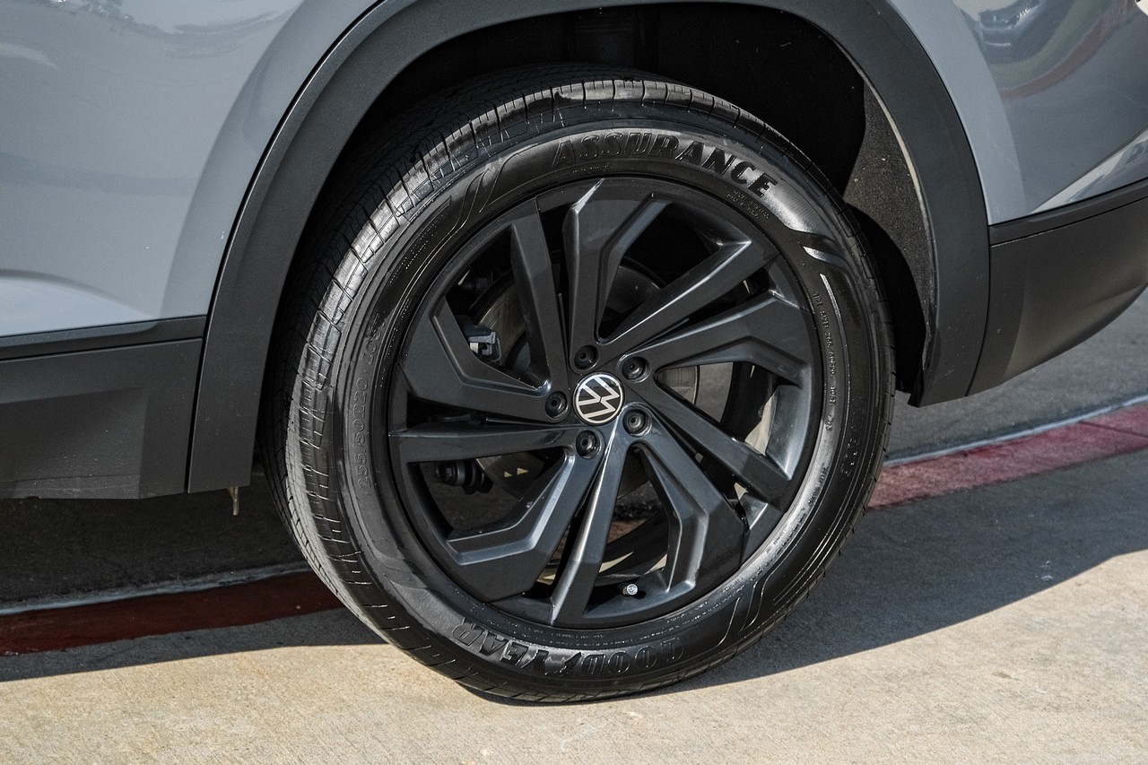 Volkswagen Atlas Cross Sport Vehicle Main Gallery Image 54