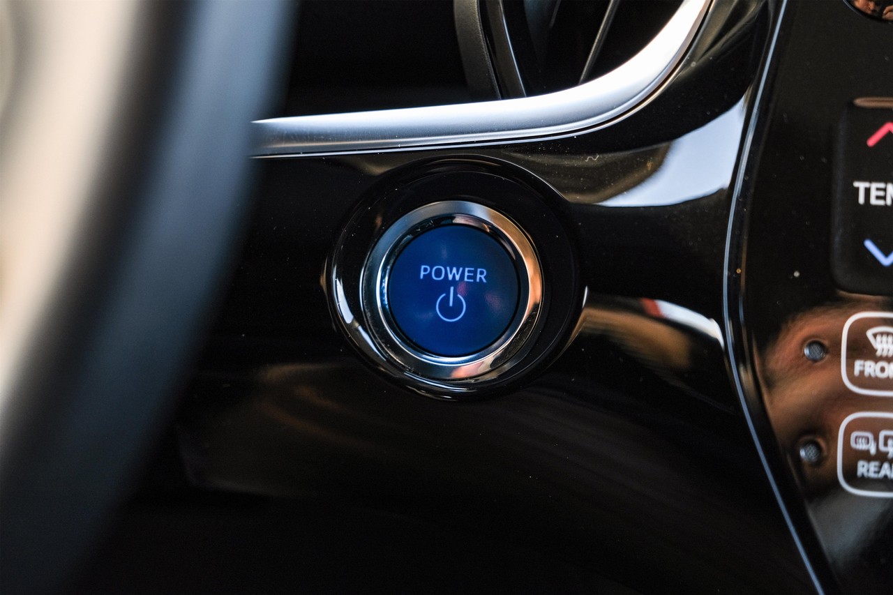 Toyota Prius Prime Vehicle Main Gallery Image 20