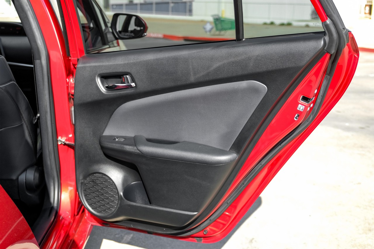 Toyota Prius Prime Vehicle Main Gallery Image 44