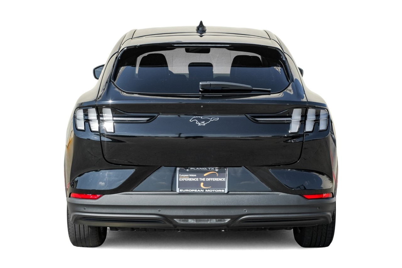 Ford Mustang Mach-E Vehicle Main Gallery Image 09