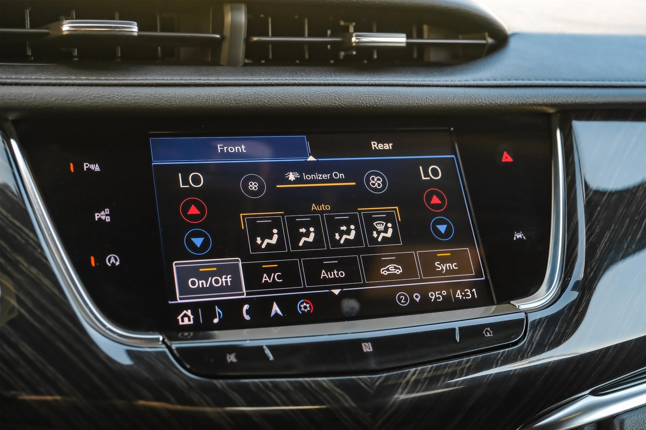 Cadillac XT6 Vehicle Main Gallery Image 29