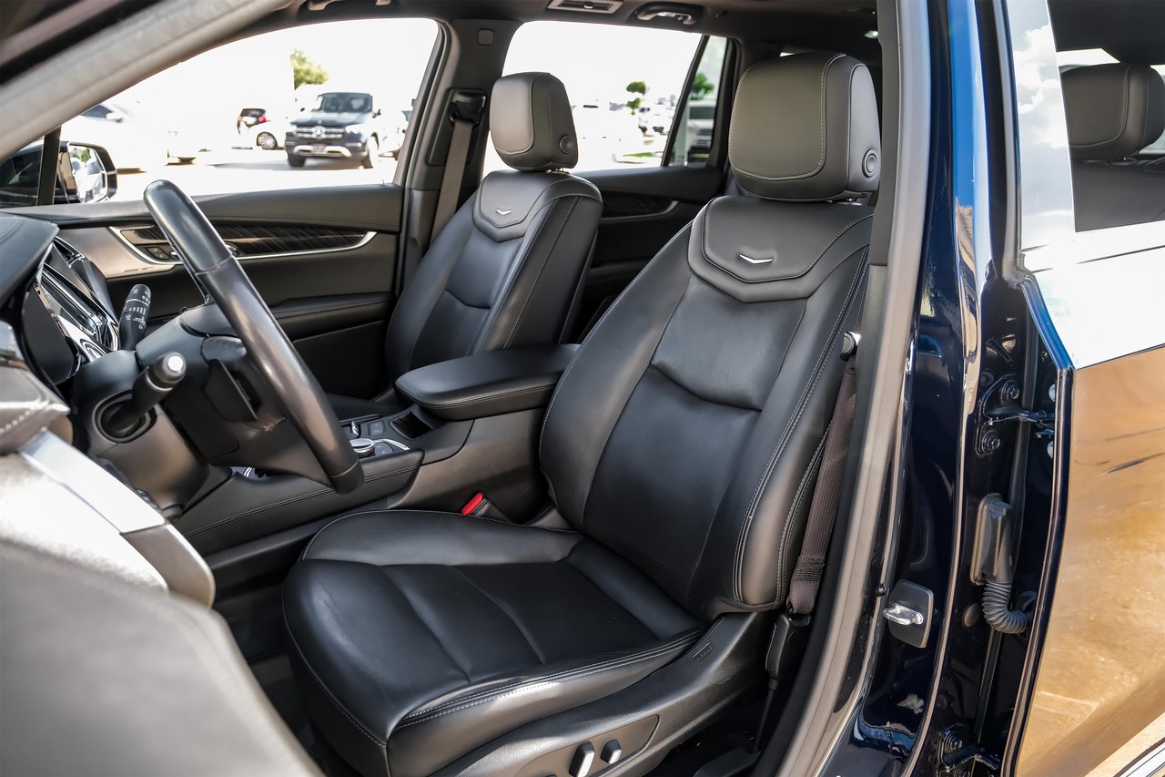 Cadillac XT6 Vehicle Main Gallery Image 32