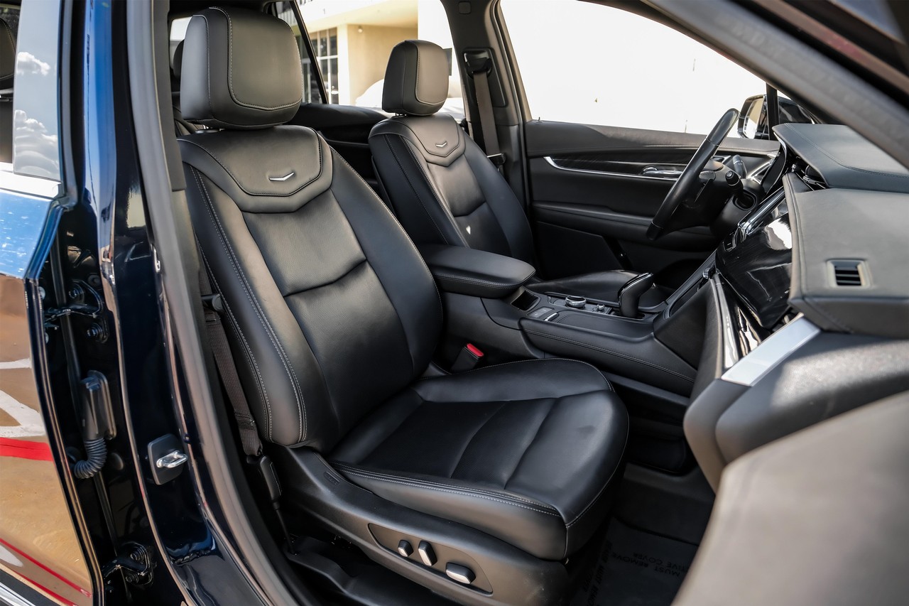 Cadillac XT6 Vehicle Main Gallery Image 35