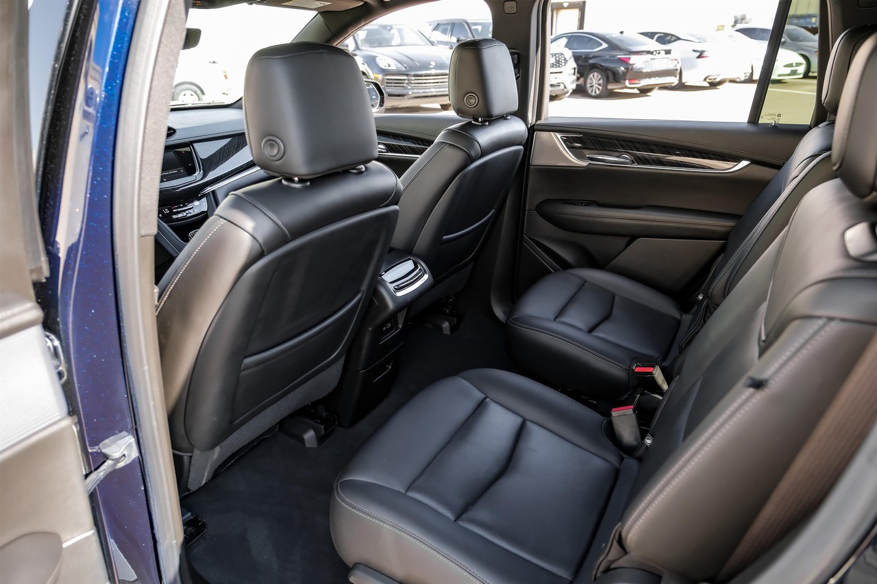 Cadillac XT6 Vehicle Main Gallery Image 36