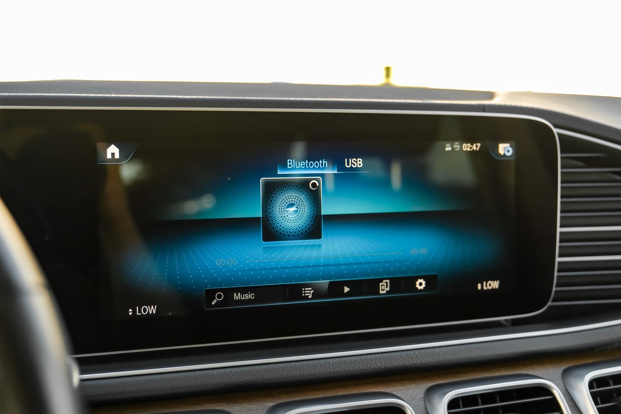 Mercedes-Benz GLE 350 Vehicle Main Gallery Image 32