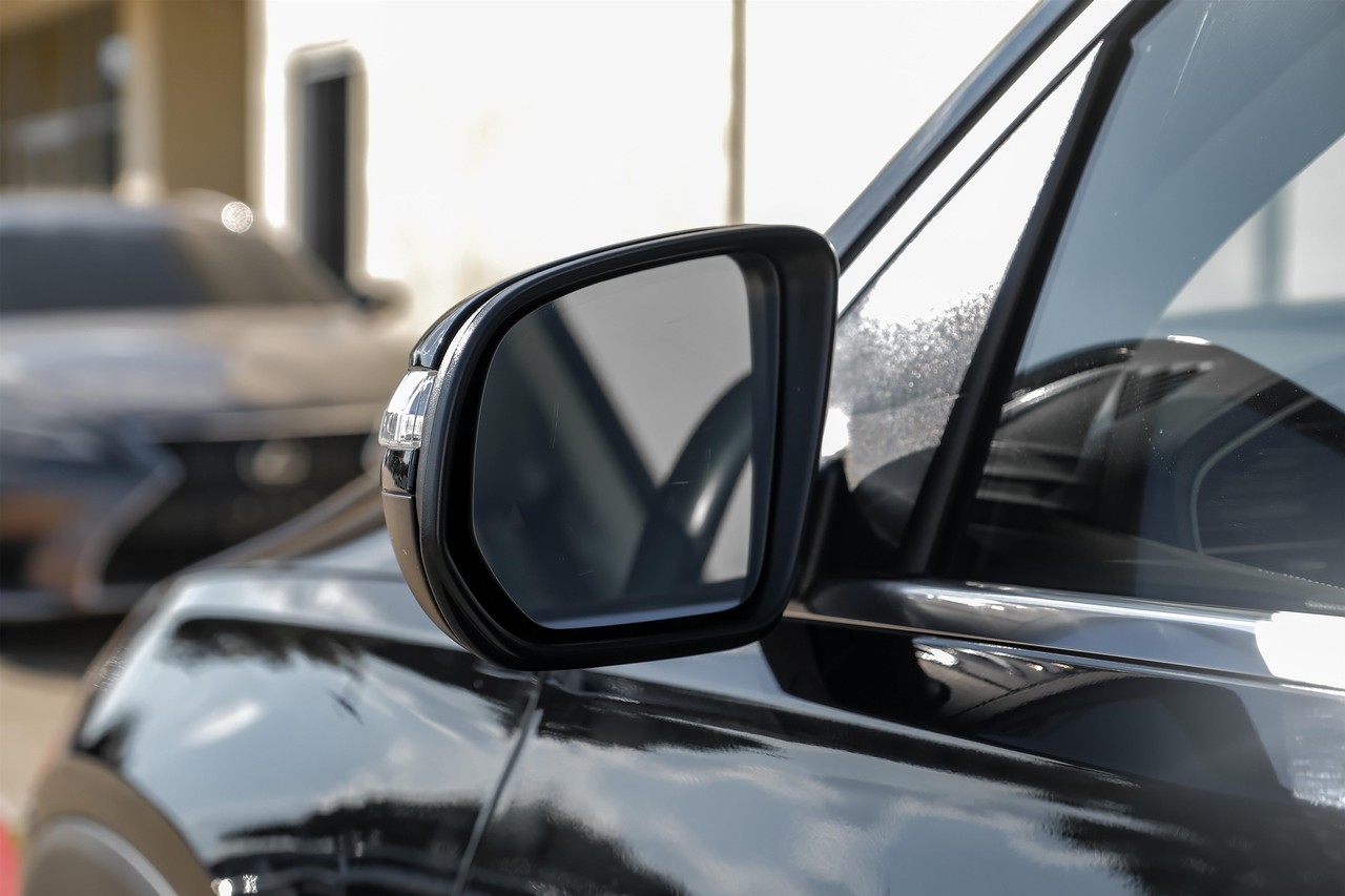 Mercedes-Benz GLE 350 Vehicle Main Gallery Image 40