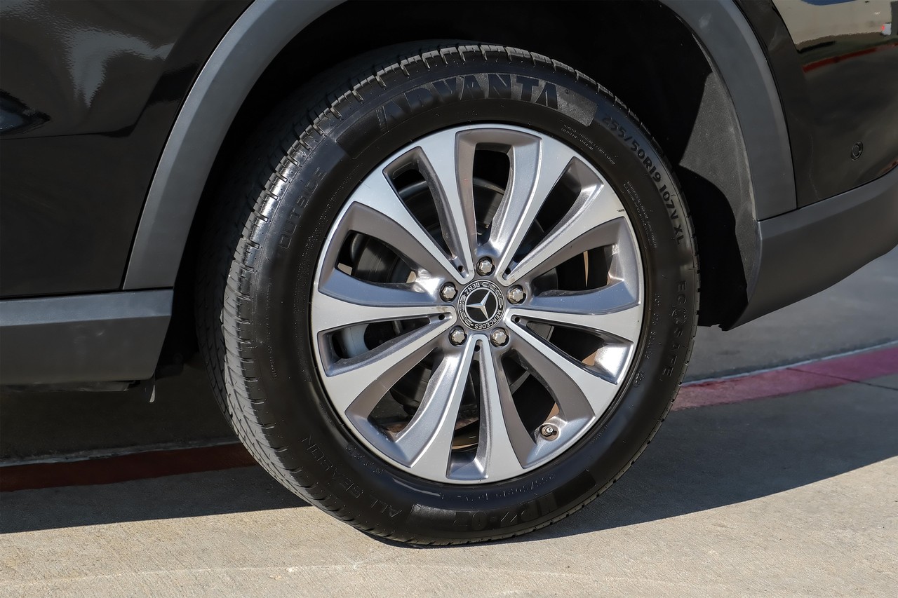 Mercedes-Benz GLE 350 Vehicle Main Gallery Image 54