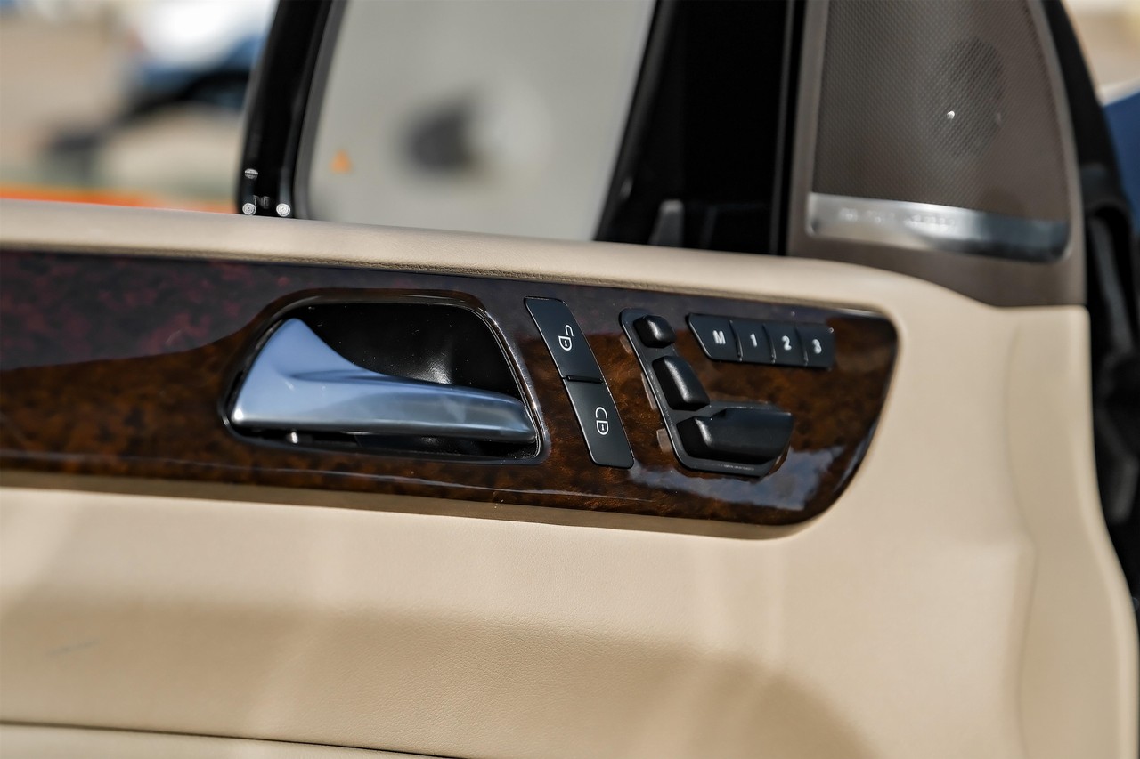 Mercedes-Benz ML 350 Vehicle Main Gallery Image 39