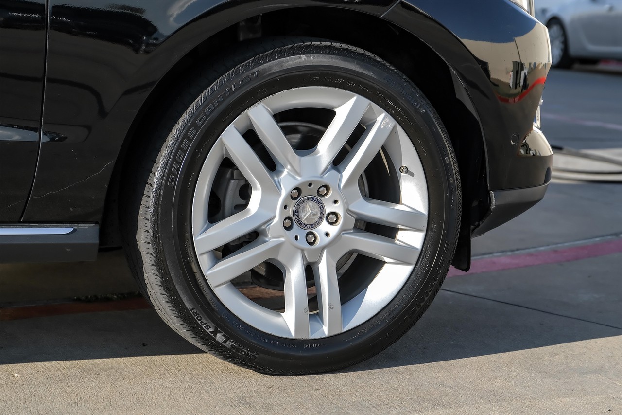 Mercedes-Benz ML 350 Vehicle Main Gallery Image 48
