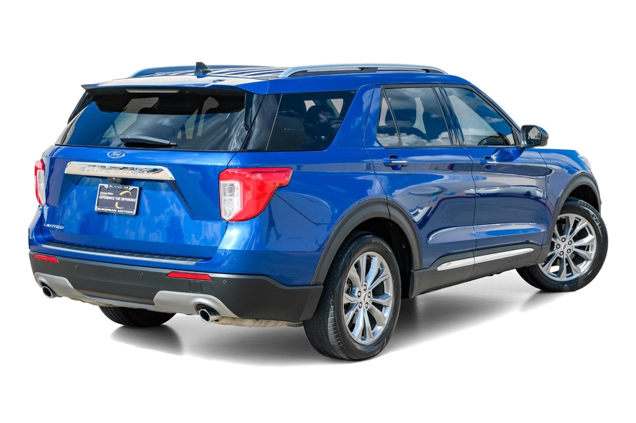 Ford Explorer Vehicle Main Gallery Image 08