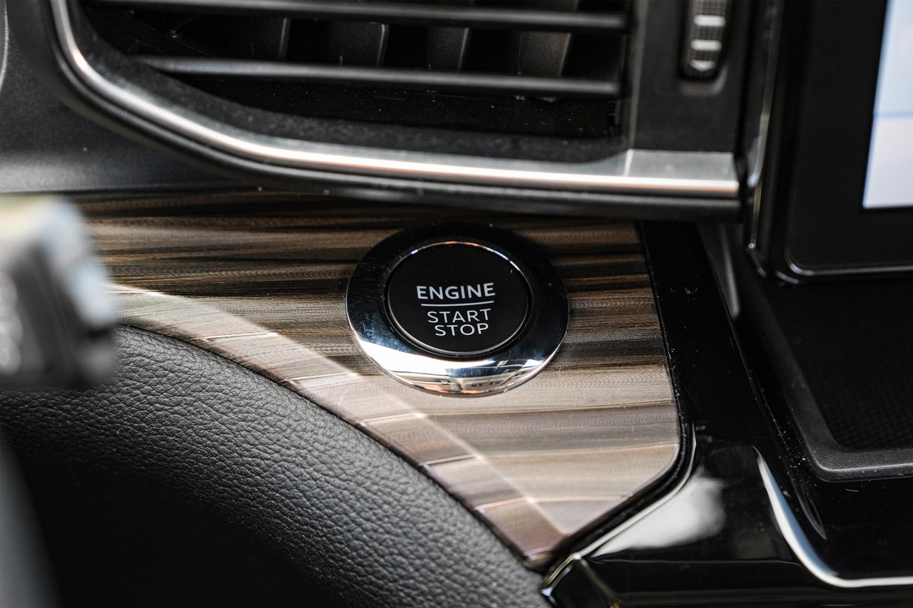 Ford Explorer Vehicle Main Gallery Image 20