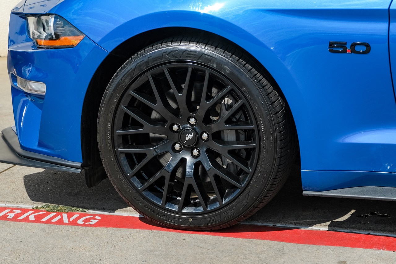 Ford Mustang Vehicle Main Gallery Image 46