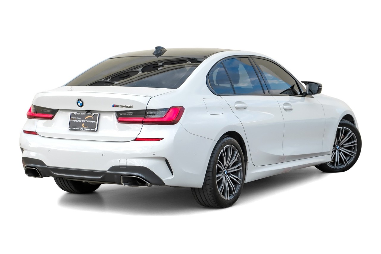 BMW 3 Series Vehicle Main Gallery Image 09
