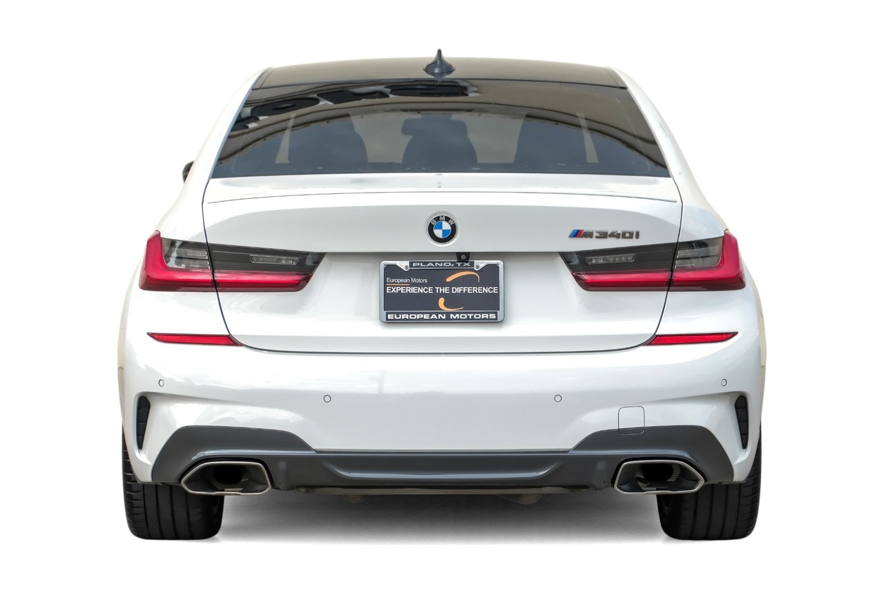 BMW 3 Series Vehicle Main Gallery Image 10