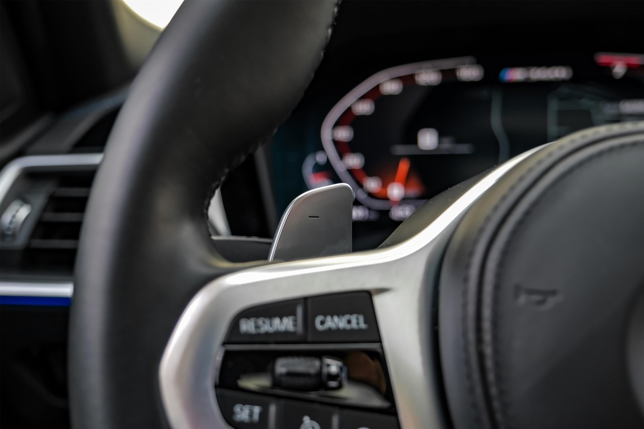 BMW 3 Series Vehicle Main Gallery Image 25