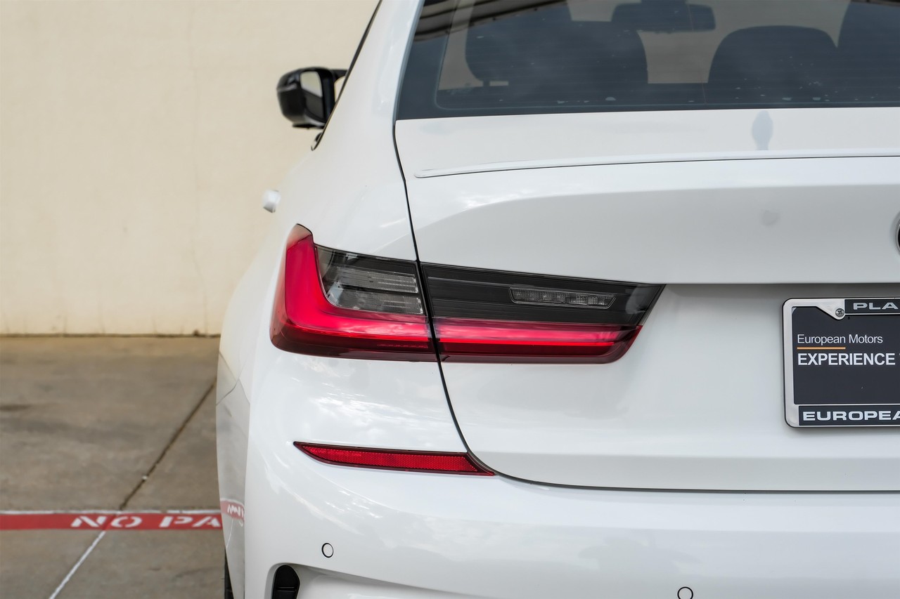 BMW 3 Series Vehicle Main Gallery Image 50