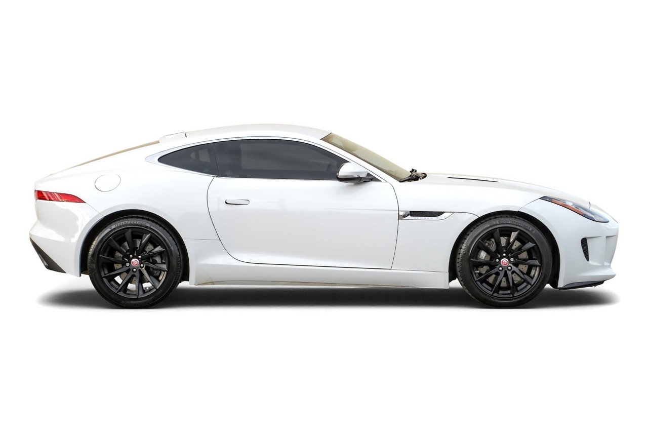 Jaguar F-Type Vehicle Main Gallery Image 07