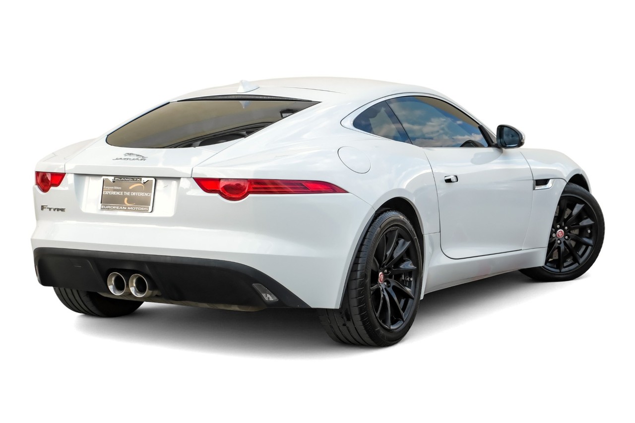 Jaguar F-Type Vehicle Main Gallery Image 08