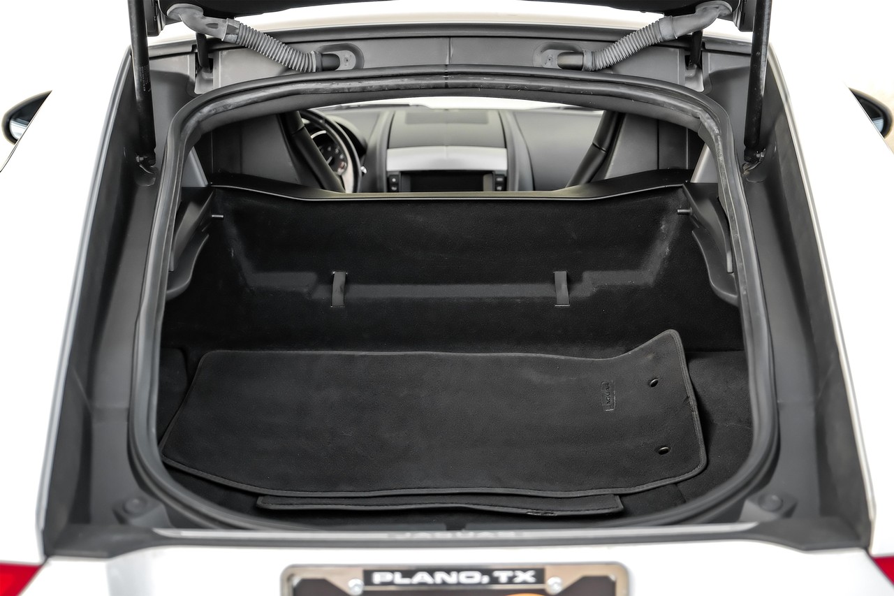 Jaguar F-Type Vehicle Main Gallery Image 42