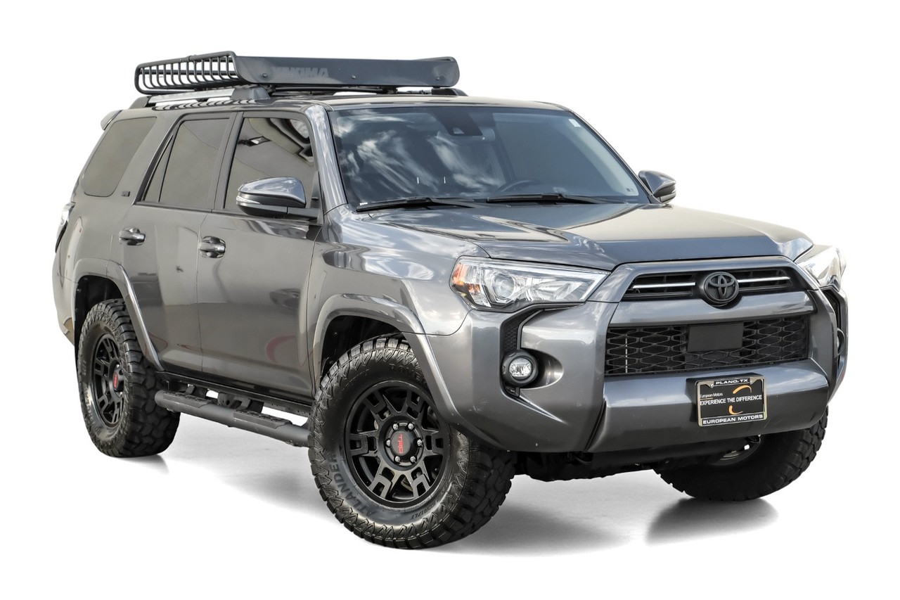 2023 Toyota 4Runner SR5 Premium photo 2