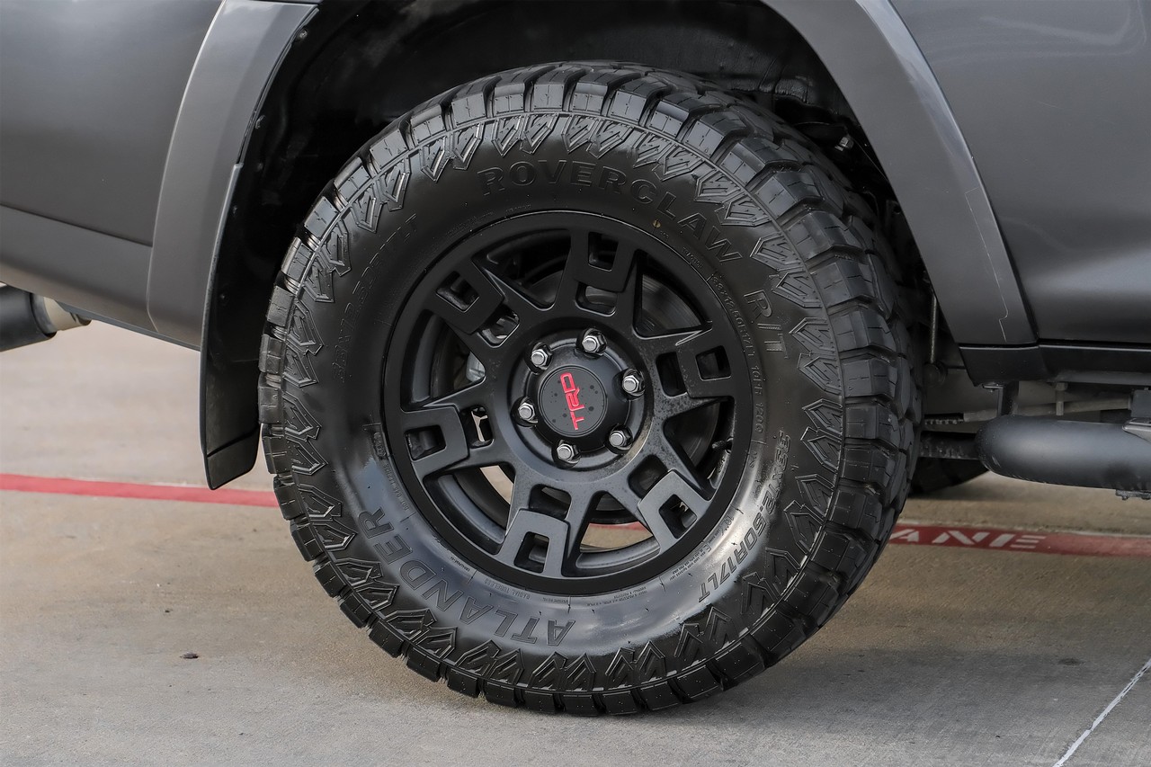 Toyota 4Runner Vehicle Main Gallery Image 50