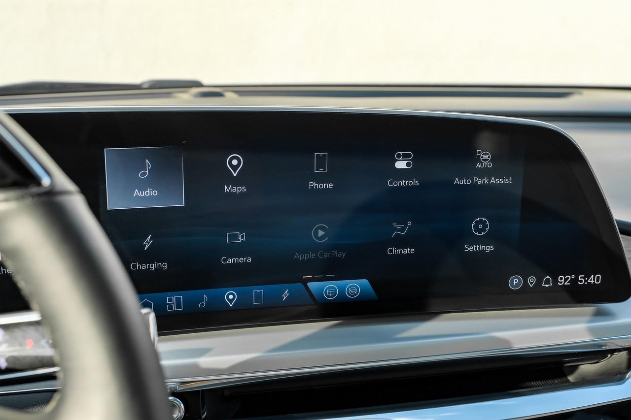 Cadillac LYRIQ Vehicle Main Gallery Image 31